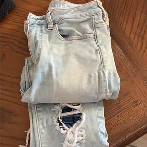 American eagle distressed crop jeans